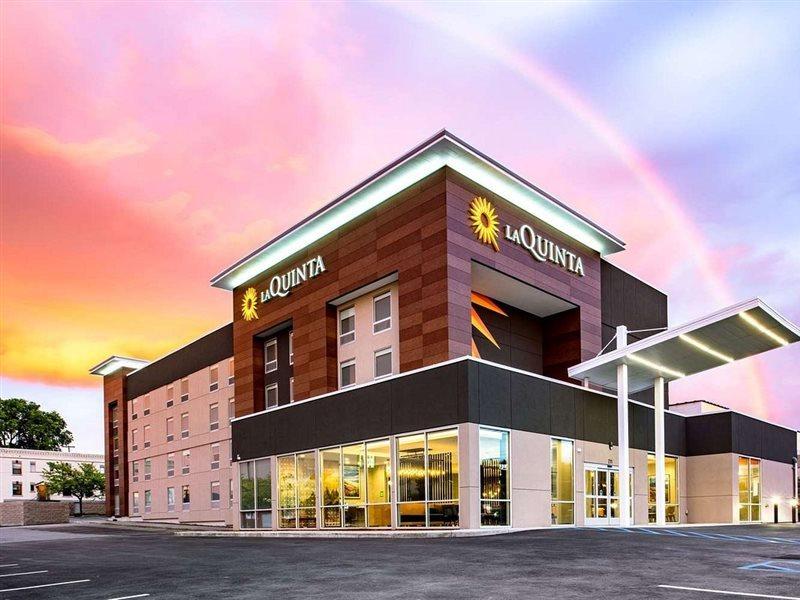 La Quinta Inn & Suites By Wyndham Spokane Downtown Exteriör bild