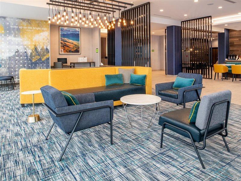 La Quinta Inn & Suites By Wyndham Spokane Downtown Exteriör bild